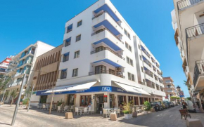 Гостиница Apartments Niko  Санта-Эулалия-Дель-Рио